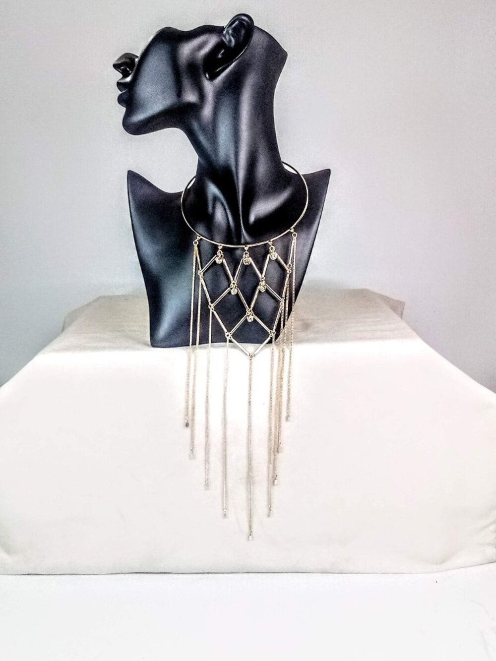 New Gold Choker Necklace